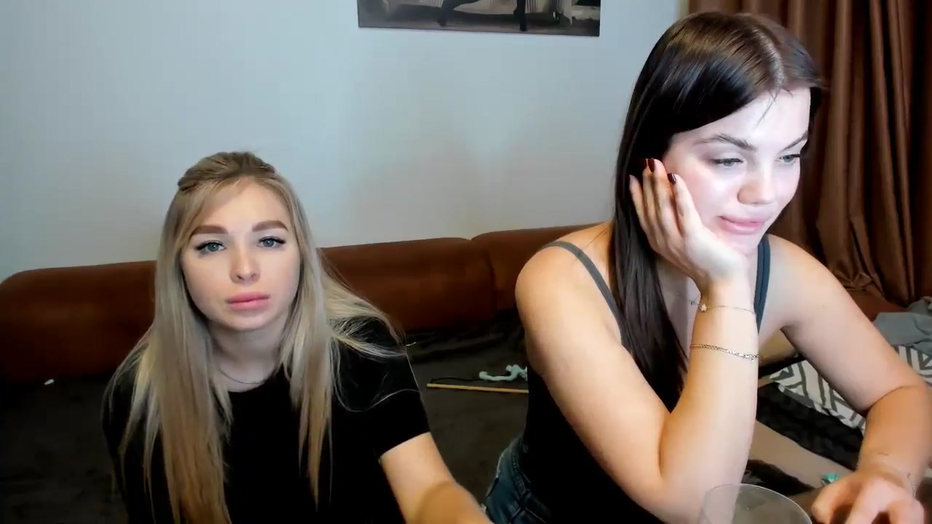 Gallery image thumbnail from MerlinStoun's myfreecams stream on, 12/10/2024, 09:31 image 14 of 20