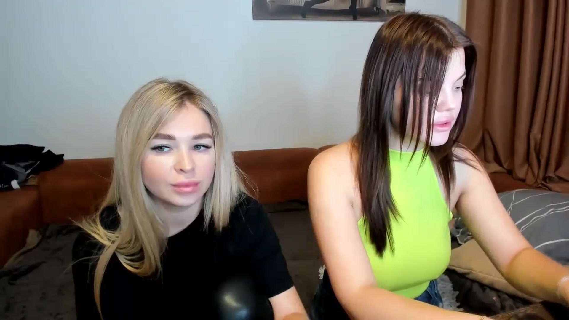 Gallery image thumbnail from MerlinStoun's myfreecams stream on, 12/16/2024, 08:59 image 14 of 20