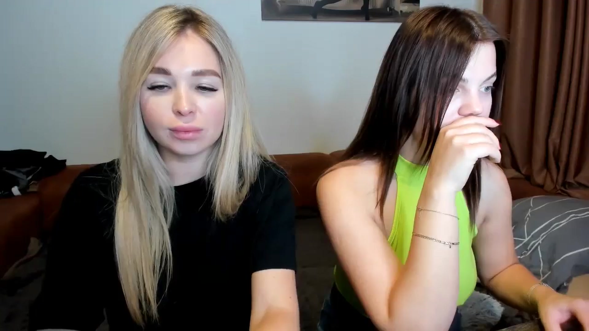 Gallery image thumbnail from MerlinStoun's myfreecams stream on, 12/16/2024, 08:59 image 18 of 20