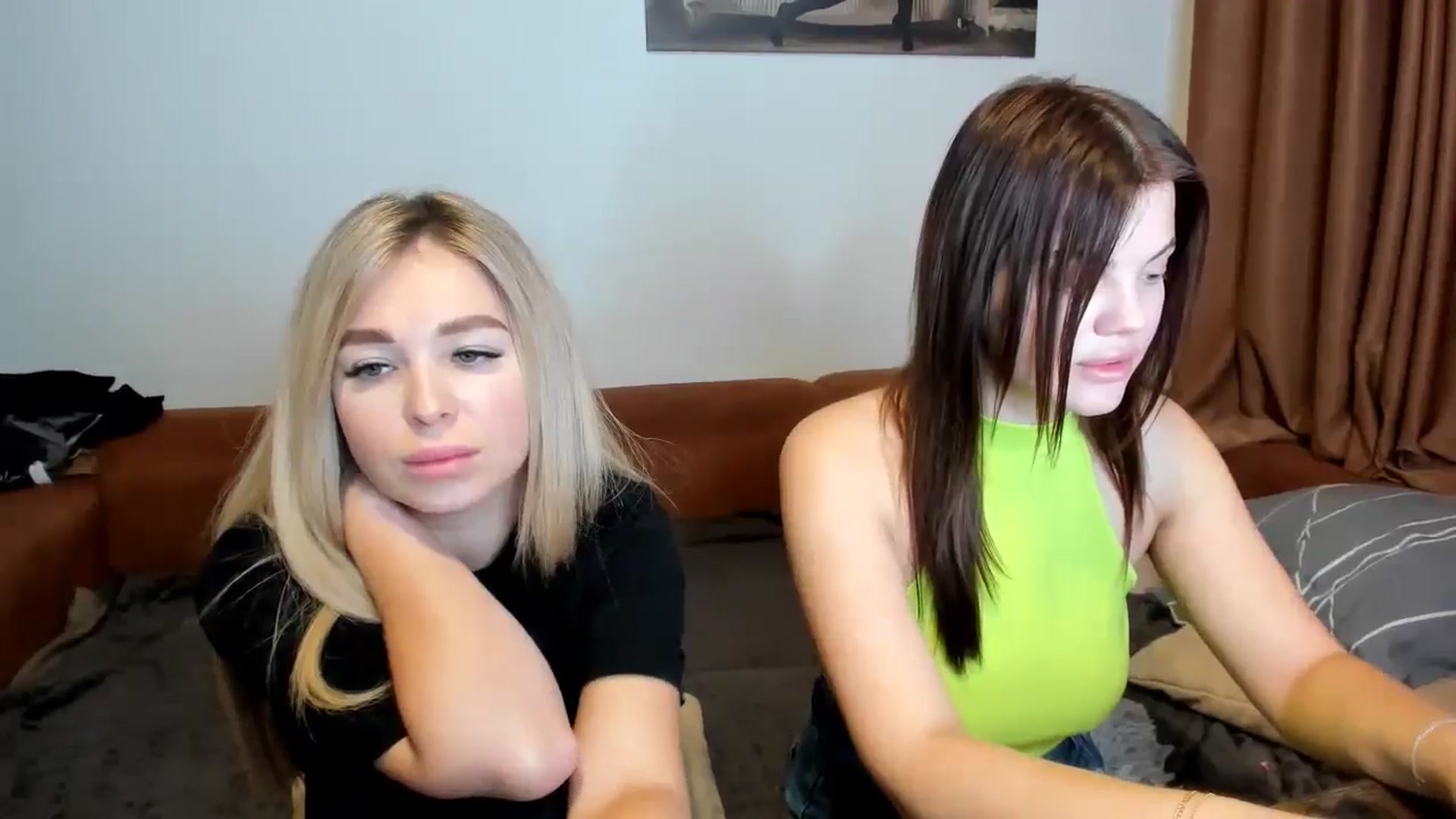 Gallery image thumbnail from MerlinStoun's myfreecams stream on, 12/16/2024, 08:59 image 15 of 20