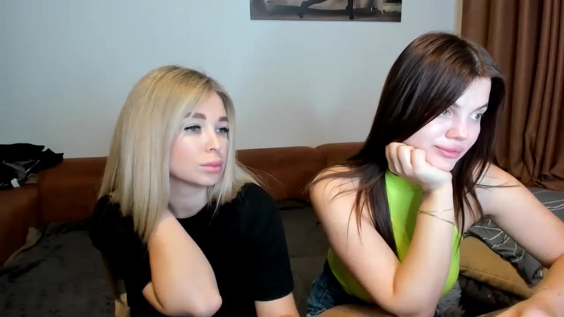 Gallery image thumbnail from MerlinStoun's myfreecams stream on, 12/16/2024, 08:59 image 11 of 20