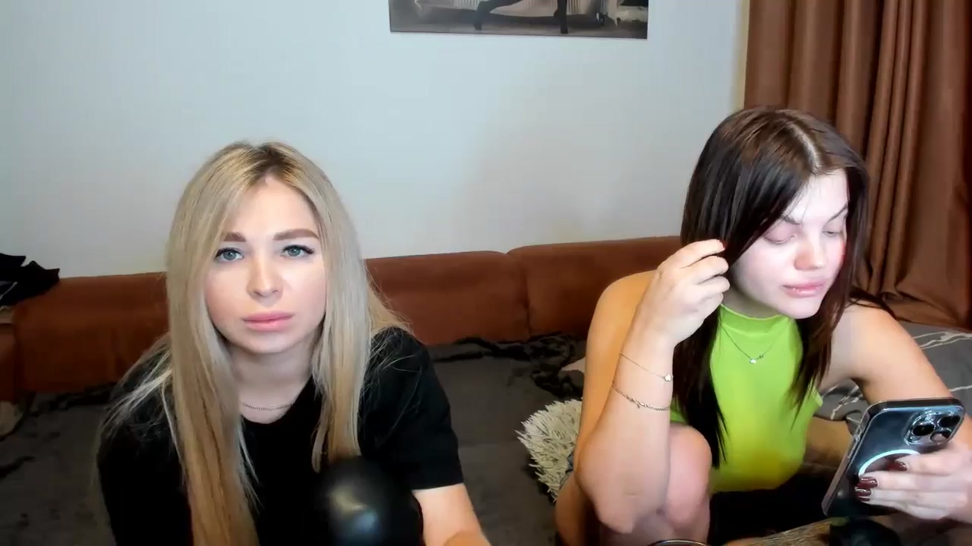Gallery image thumbnail from MerlinStoun's myfreecams stream on, 12/16/2024, 09:49 image 12 of 20