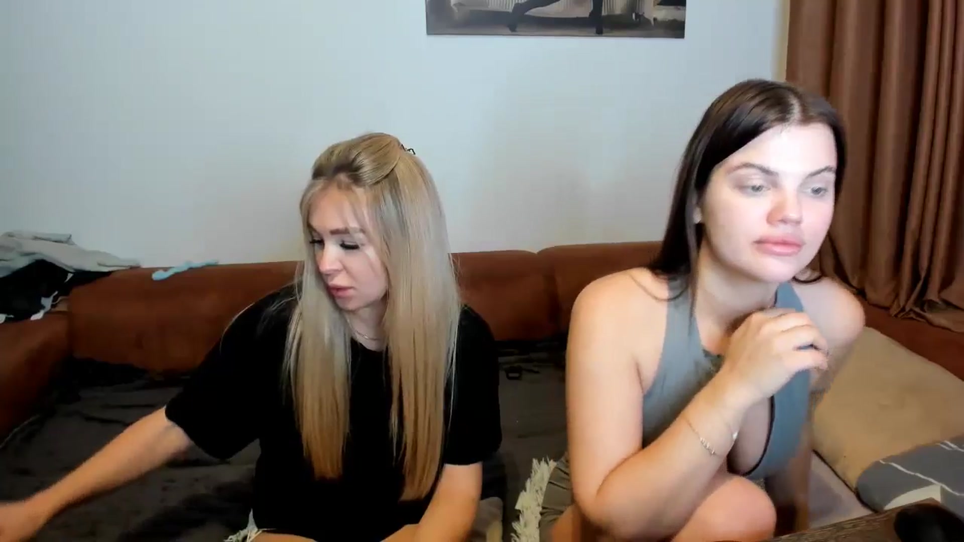 Gallery image thumbnail from MerlinStoun's myfreecams stream on, 12/17/2024, 11:08 image 17 of 20