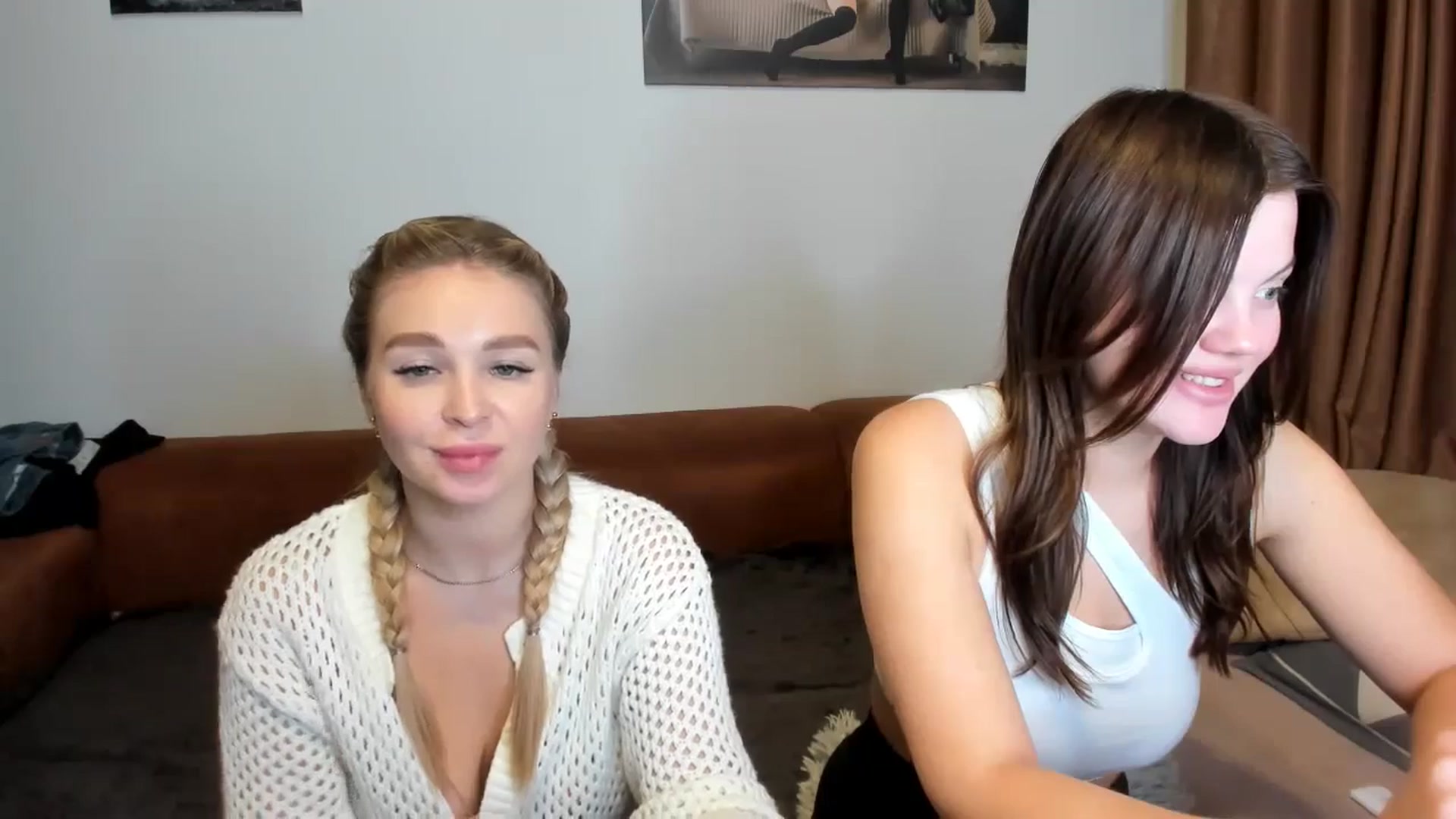 Gallery image thumbnail from MerlinStoun's myfreecams stream on, 12/22/2024, 11:08 image 11 of 20