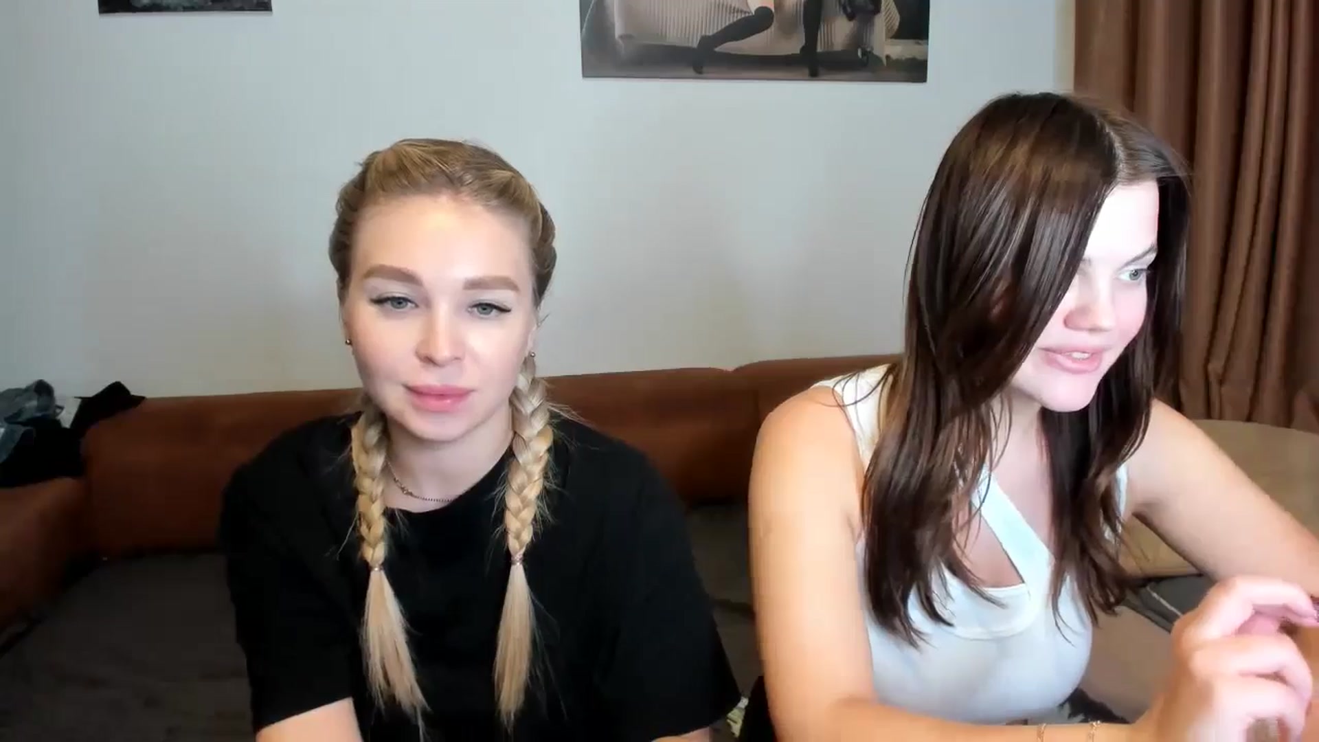 Gallery image thumbnail from MerlinStoun's myfreecams stream on, 12/22/2024, 12:32 image 5 of 20
