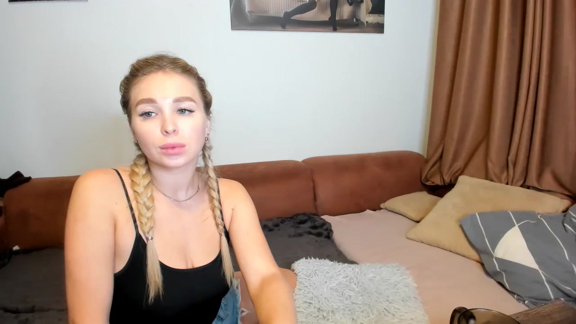 Gallery image thumbnail from MerlinStoun's myfreecams stream on, 12/23/2024, 12:00 image 11 of 20