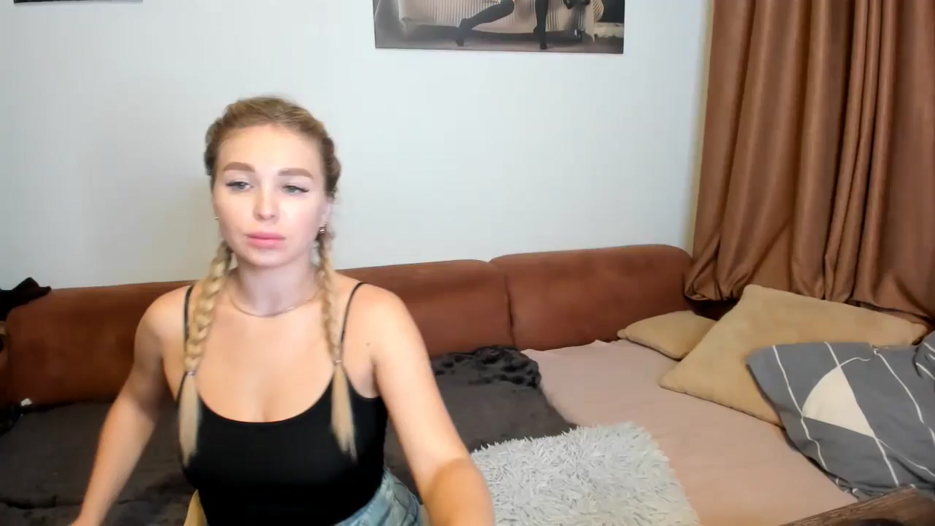 Gallery image thumbnail from MerlinStoun's myfreecams stream on, 12/23/2024, 12:00 image 14 of 20