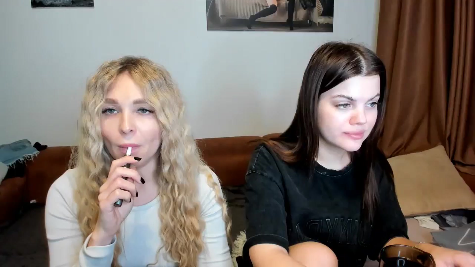 Gallery image thumbnail from MerlinStoun's myfreecams stream on, 12/24/2024, 13:20 image 1 of 20