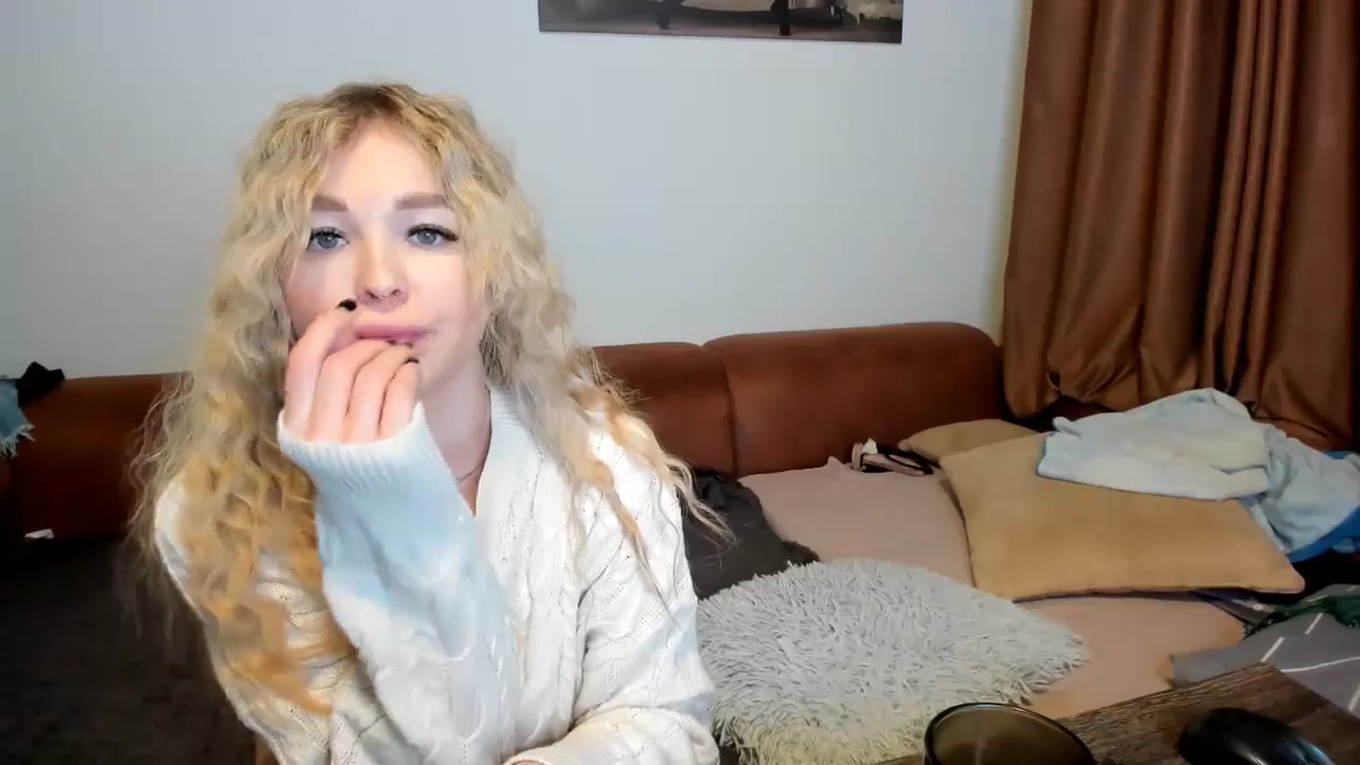 Gallery image thumbnail from MerlinStoun's myfreecams stream on, 12/26/2024, 08:54 image 6 of 20