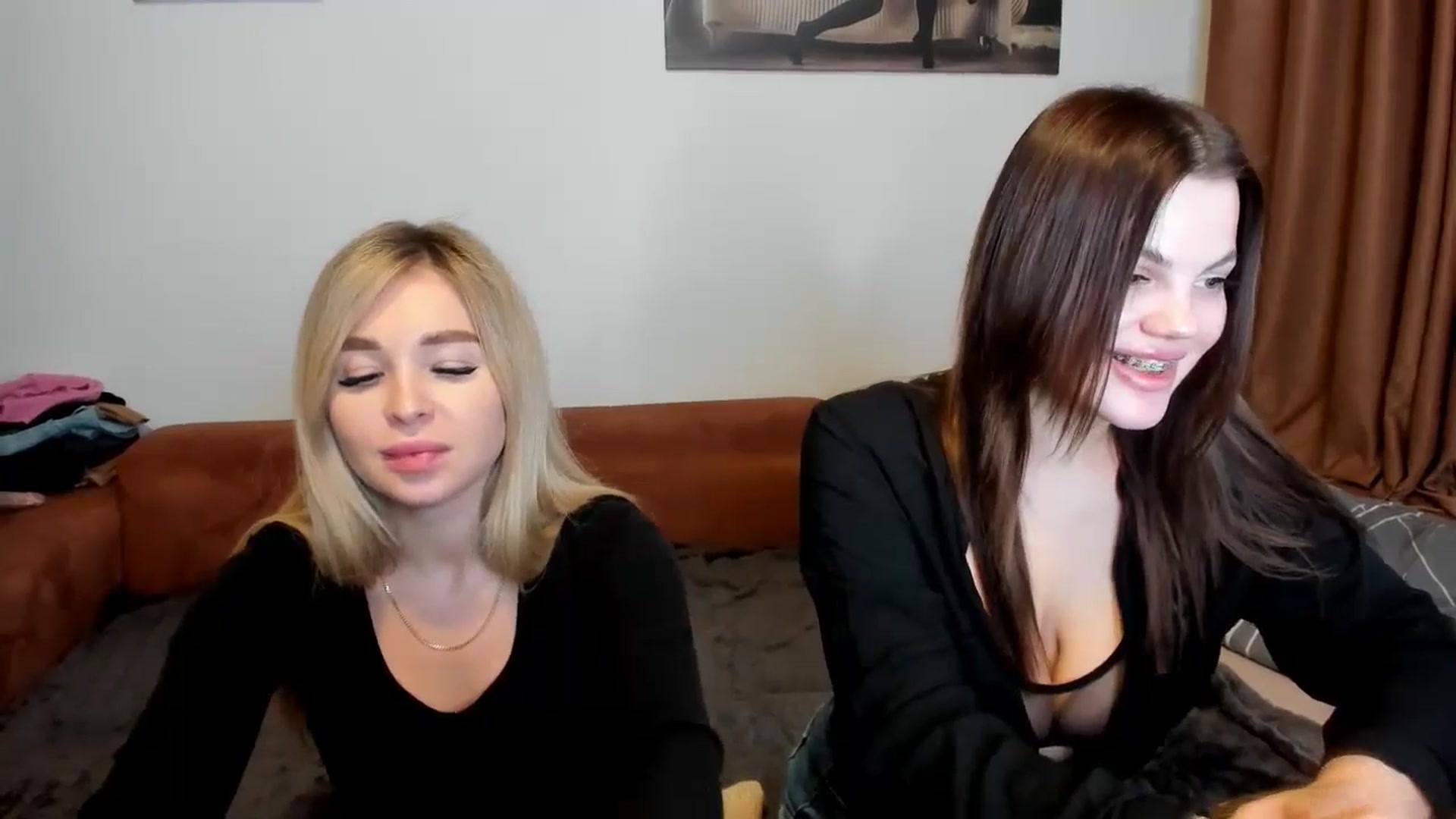Gallery image thumbnail from MerlinStoun's myfreecams stream on, 12/31/2024, 11:09 image 2 of 20