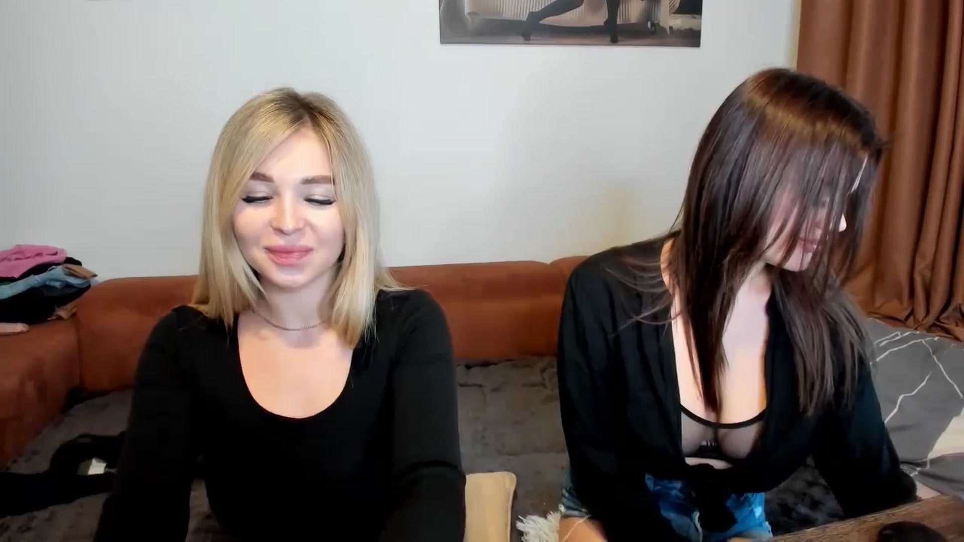 Gallery image thumbnail from MerlinStoun's myfreecams stream on, 12/31/2024, 11:09 image 14 of 20