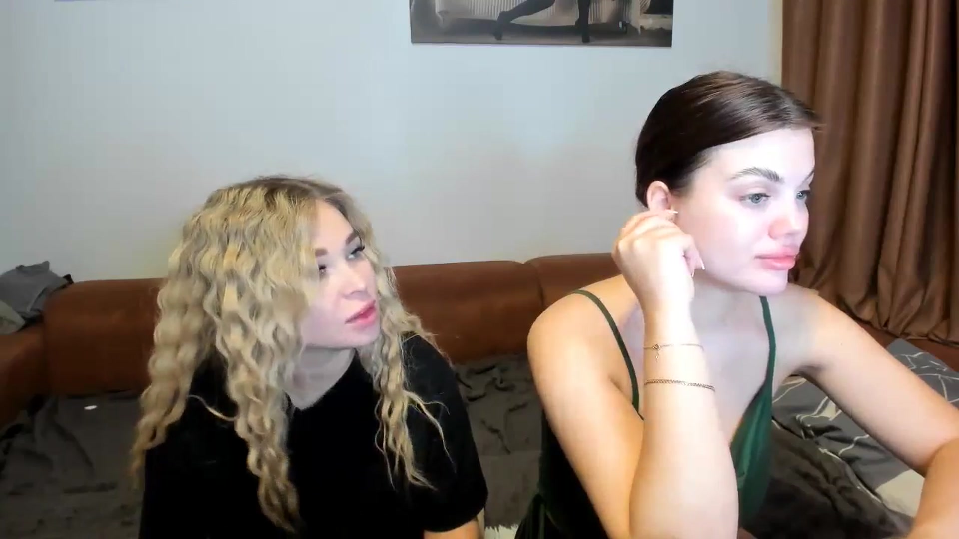 Gallery image thumbnail from MerlinStoun's myfreecams stream on, 01/07/2025, 10:30 image 2 of 20