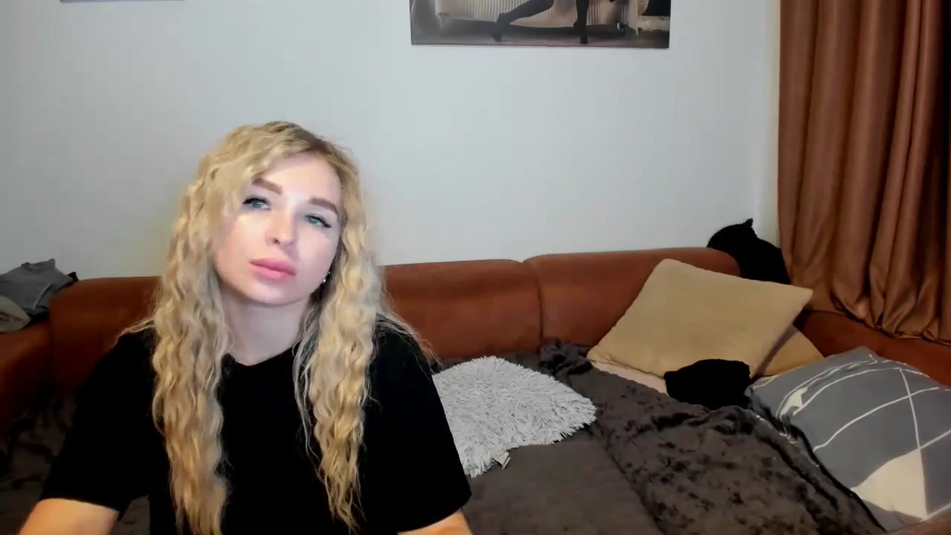 Gallery image thumbnail from MerlinStoun's myfreecams stream on, 01/07/2025, 12:02 image 7 of 20