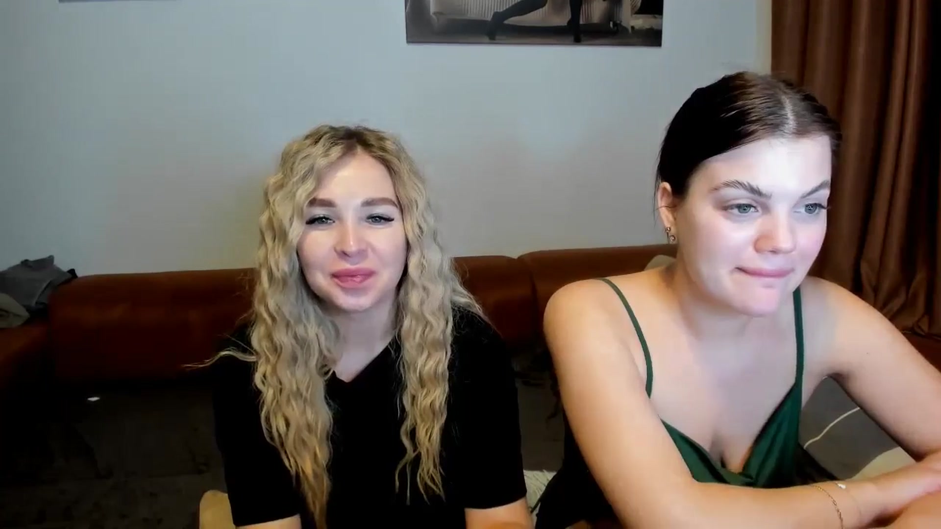 Gallery image thumbnail from MerlinStoun's myfreecams stream on, 01/07/2025, 12:02 image 12 of 20