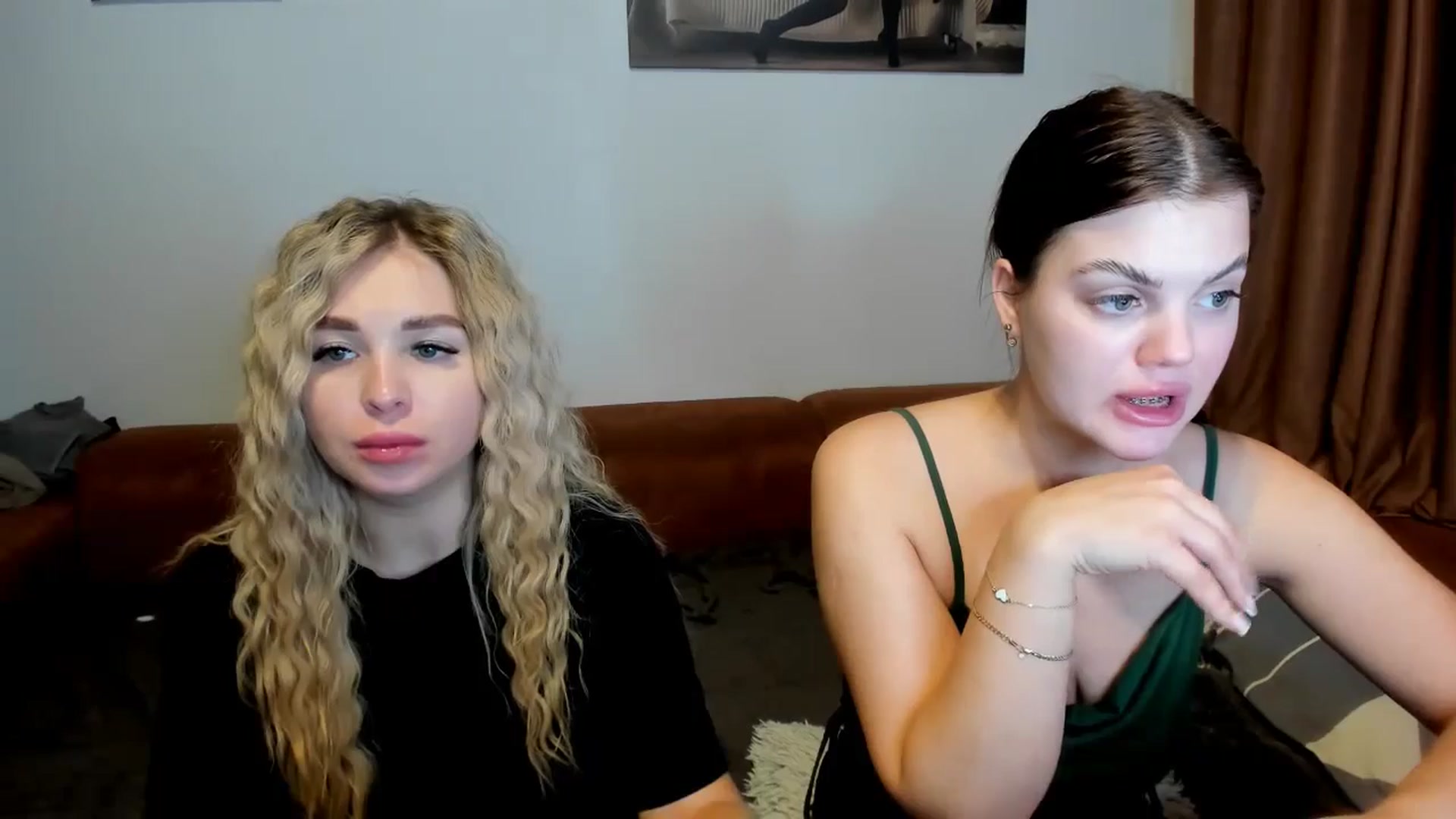 Gallery image thumbnail from MerlinStoun's myfreecams stream on, 01/07/2025, 12:02 image 8 of 20