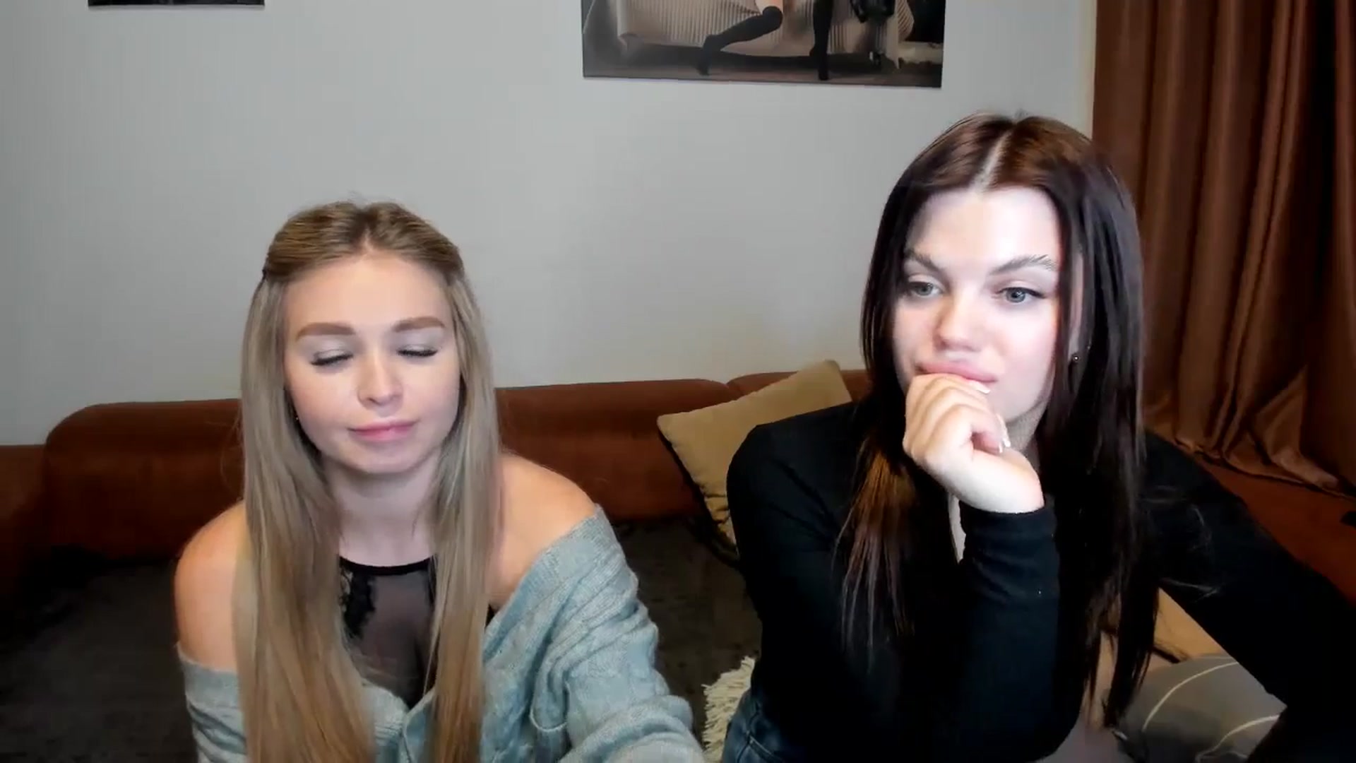 Gallery image thumbnail from MerlinStoun's myfreecams stream on, 01/17/2025, 12:00 image 2 of 20
