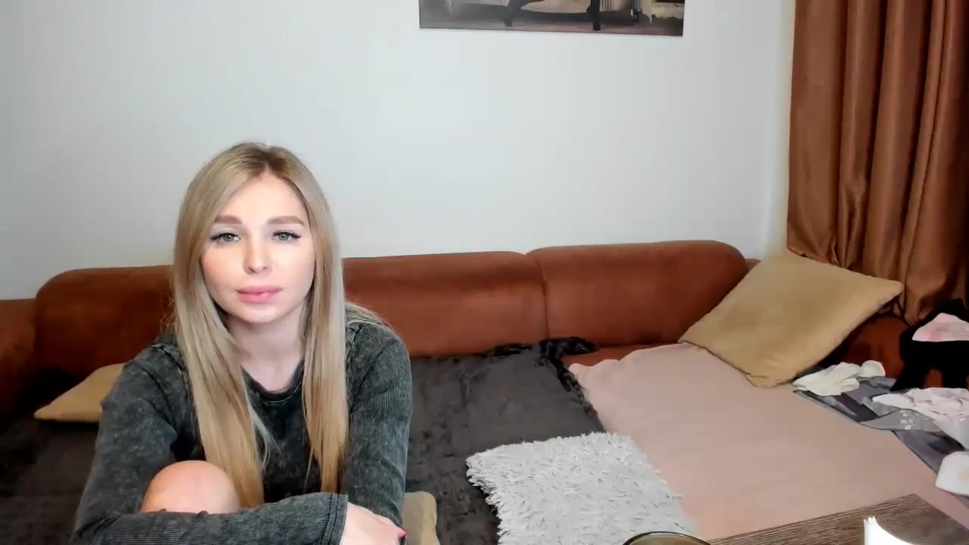Gallery image thumbnail from MerlinStoun's myfreecams stream on, 01/27/2025, 11:25 image 2 of 20