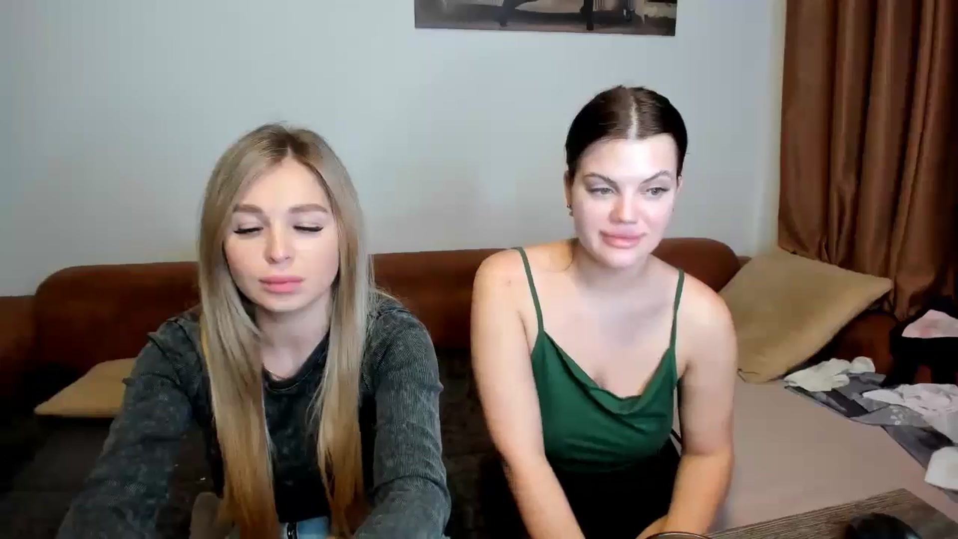 Gallery image thumbnail from MerlinStoun's myfreecams stream on, 01/27/2025, 11:25 image 15 of 20
