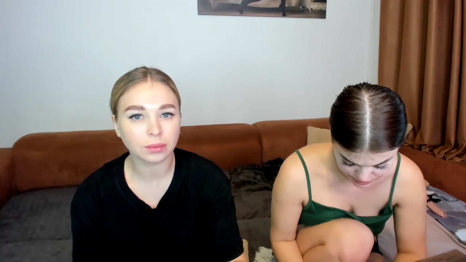Gallery image thumbnail from MerlinStoun's myfreecams stream on, 02/16/2025, 11:03 image 2 of 20