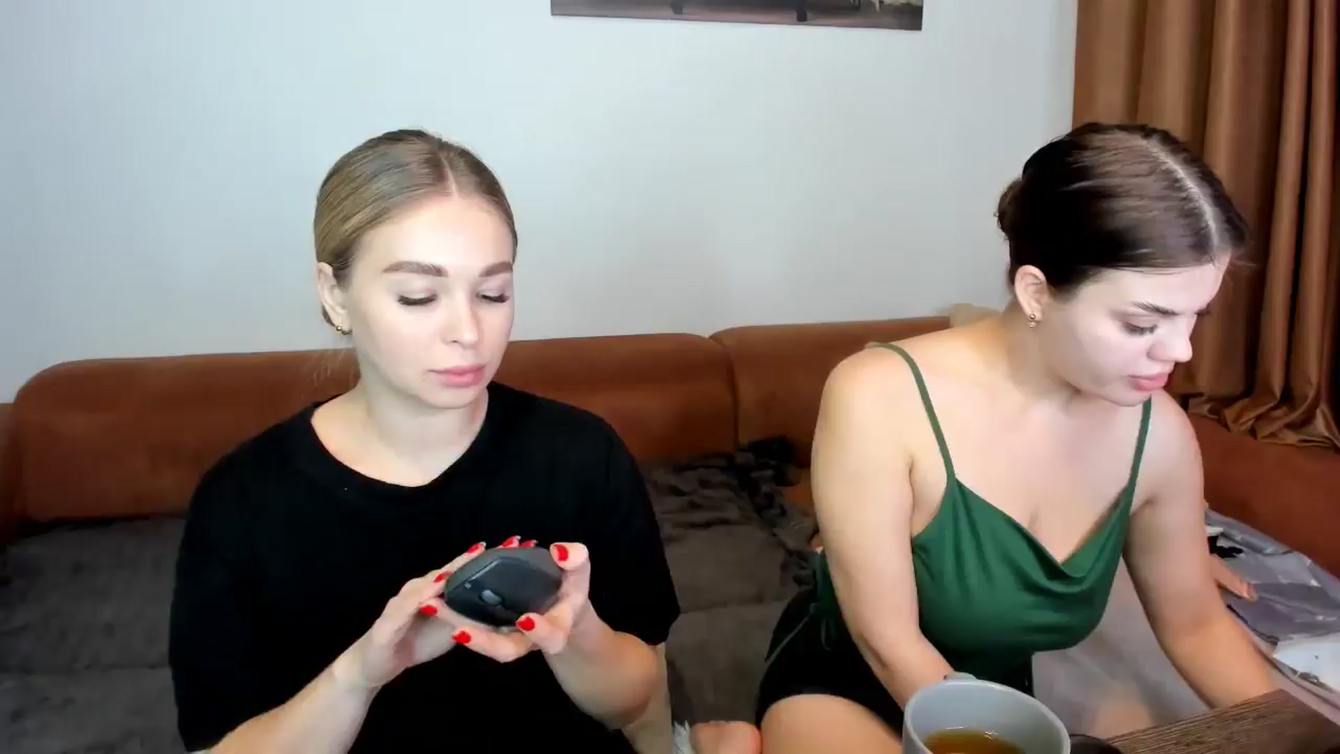 Gallery image thumbnail from MerlinStoun's myfreecams stream on, 02/16/2025, 12:06 image 12 of 20