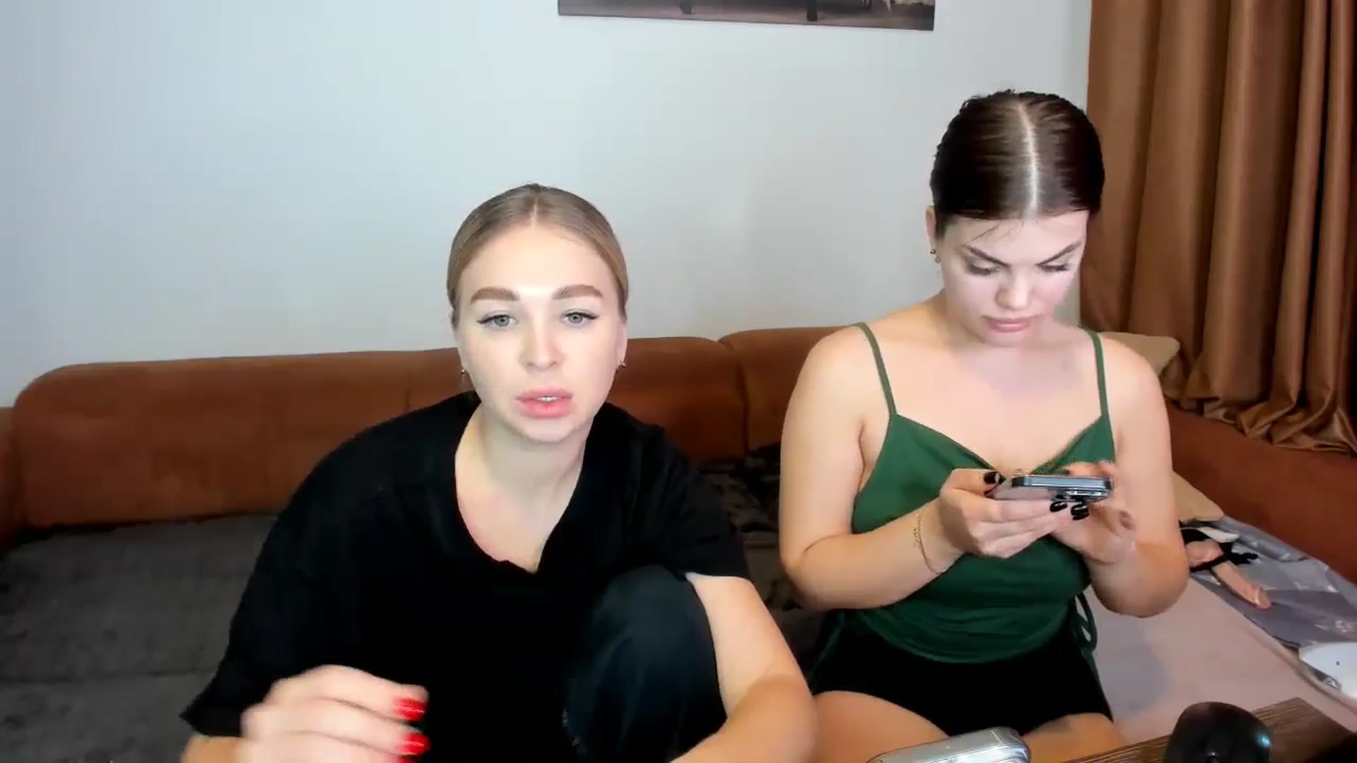 Gallery image thumbnail from MerlinStoun's myfreecams stream on, 02/16/2025, 12:30 image 2 of 20