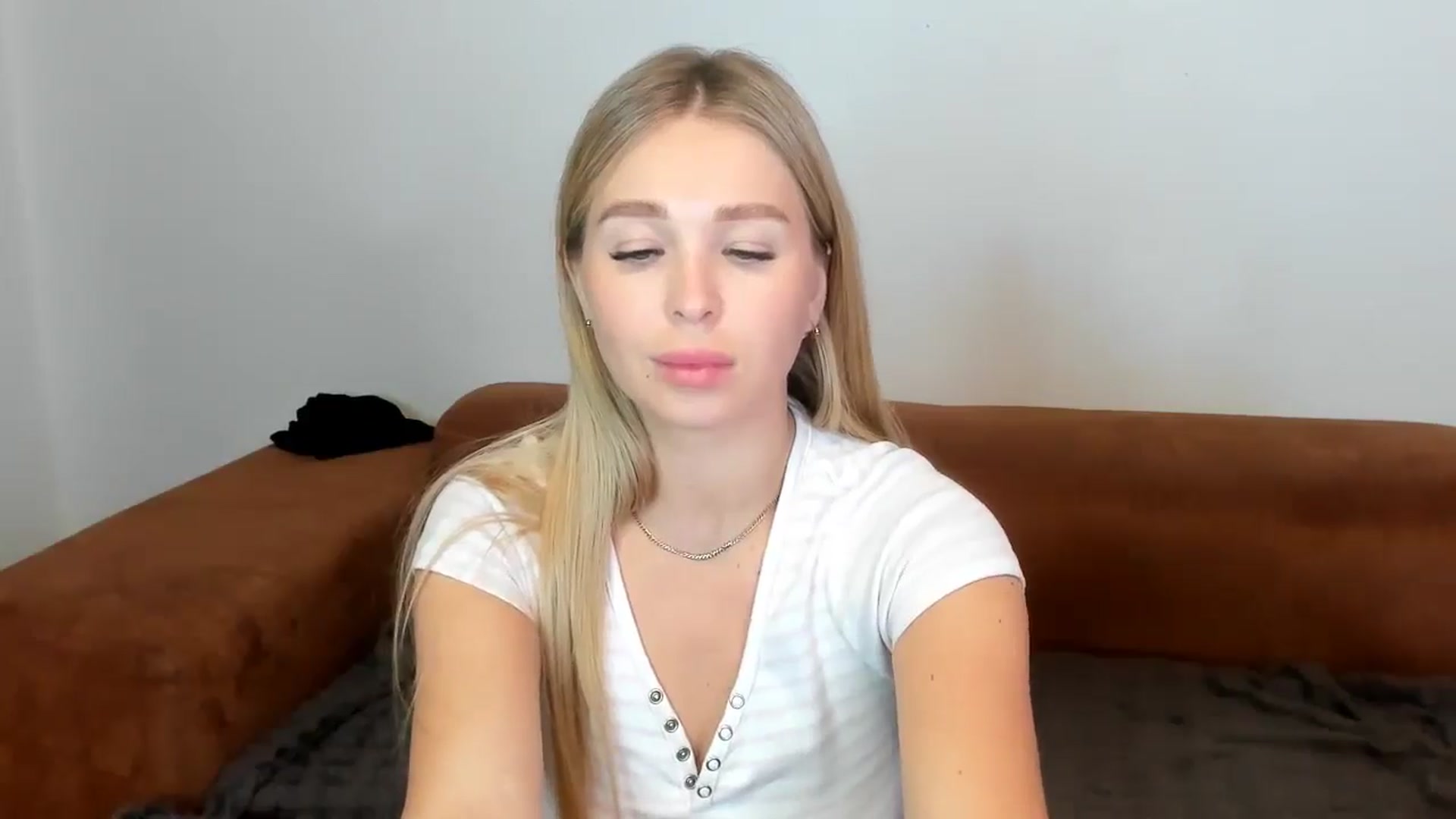 Gallery image thumbnail from MerlinStoun's myfreecams stream on, 05/04/2025, 11:39 image 16 of 20