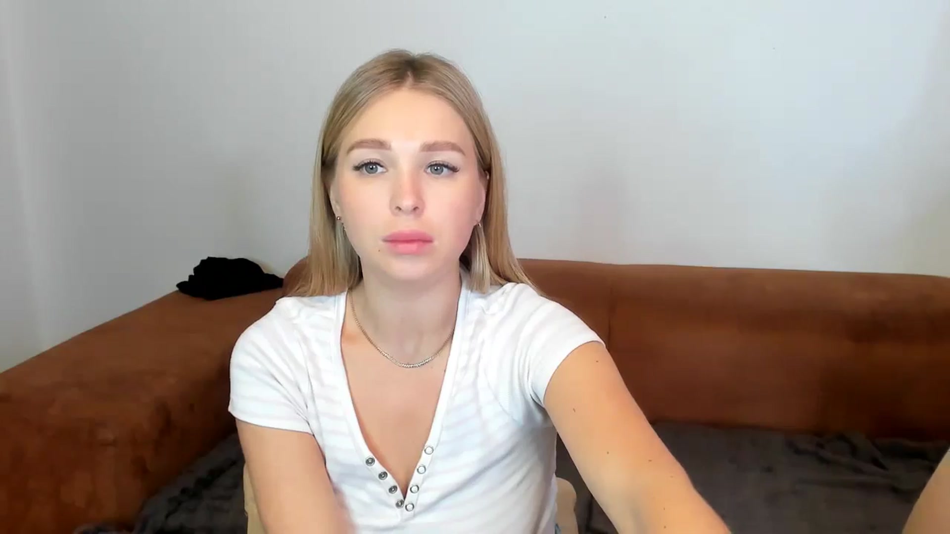 Gallery image thumbnail from MerlinStoun's myfreecams stream on, 05/04/2025, 11:39 image 3 of 20