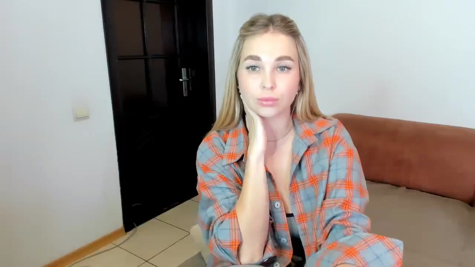 Gallery image thumbnail from MerlinStoun's myfreecams stream on, 06/14/2025, 10:53 image 15 of 20