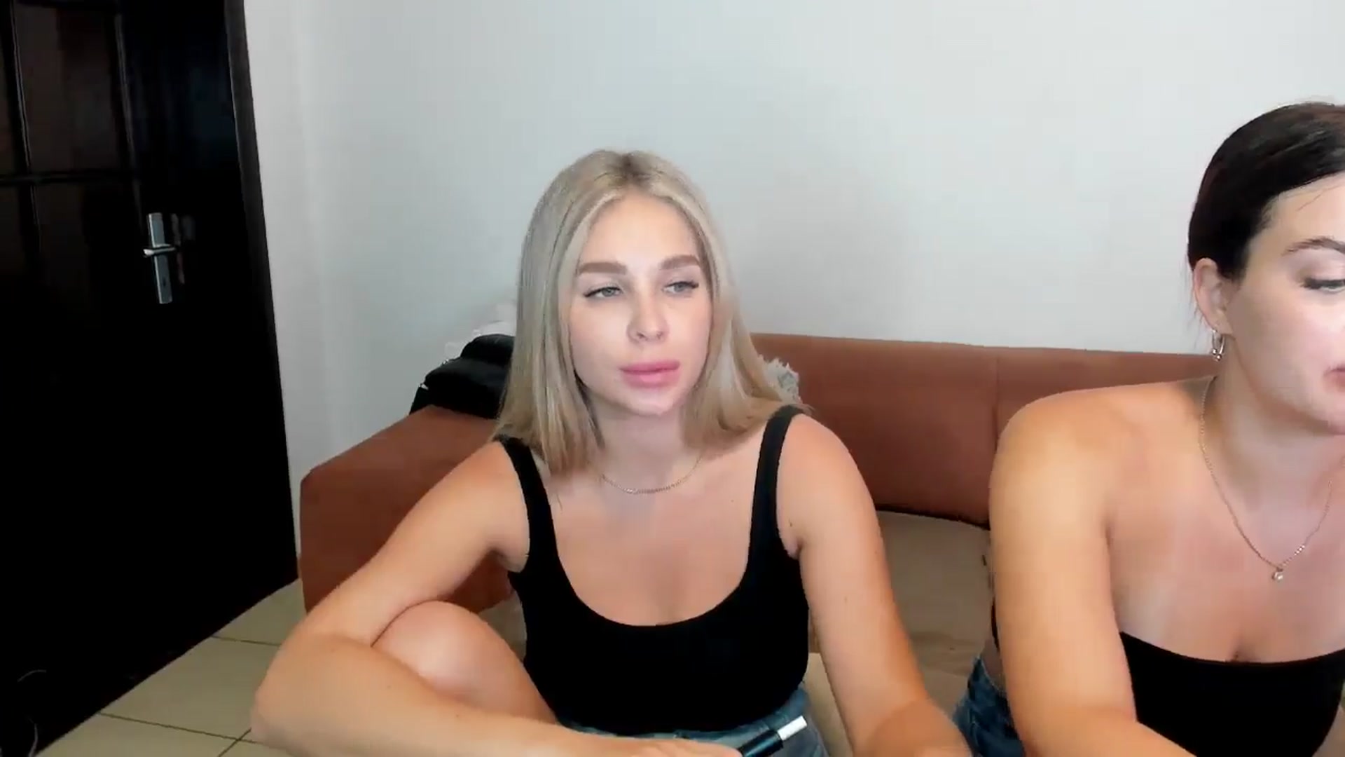 Gallery image thumbnail from MerlinStoun's myfreecams stream on, 07/17/2025, 10:47 image 3 of 20