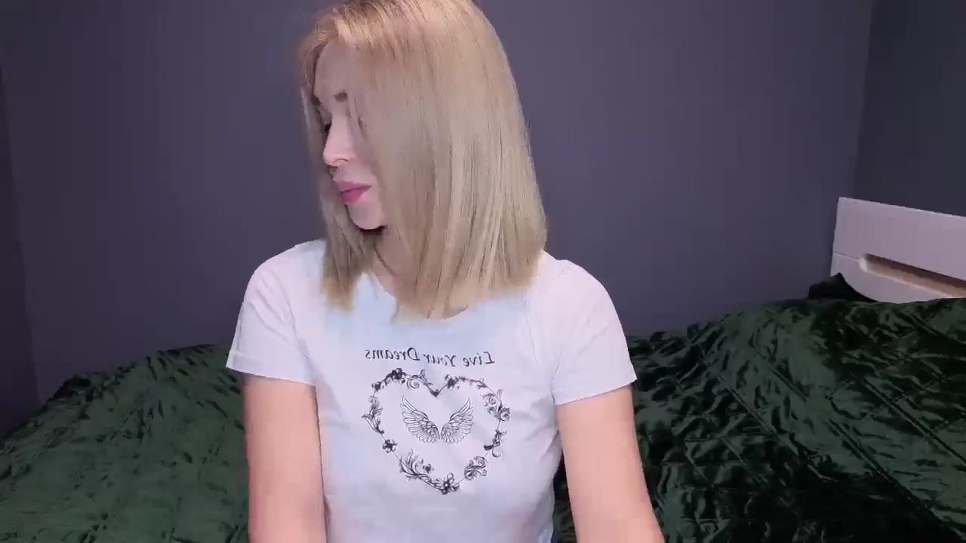 Gallery image thumbnail from MerlinStoun's myfreecams stream on, 12/25/2025, 09:35 image 12 of 20