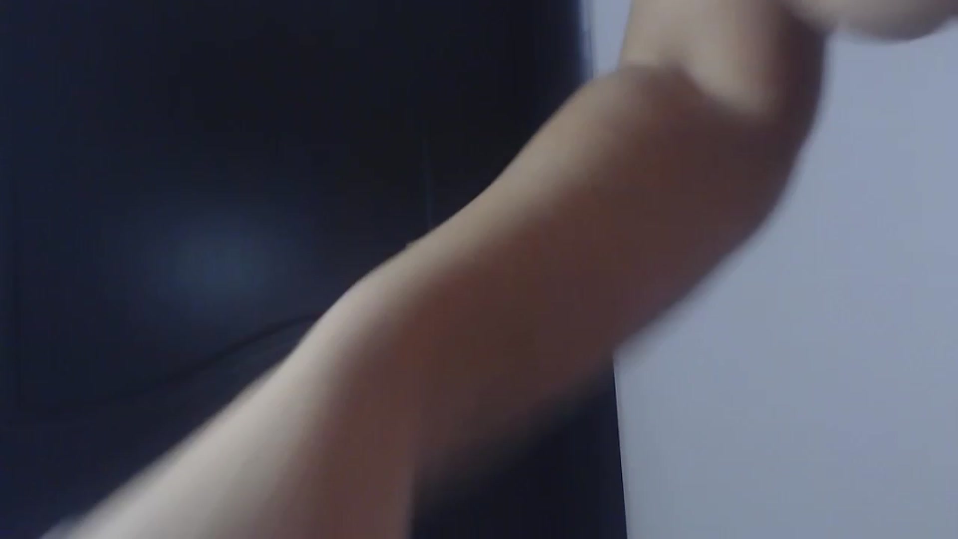 Gallery image thumbnail from Merlyn4u's myfreecams stream on, 11/20/2022, 14:21 image 6 of 20