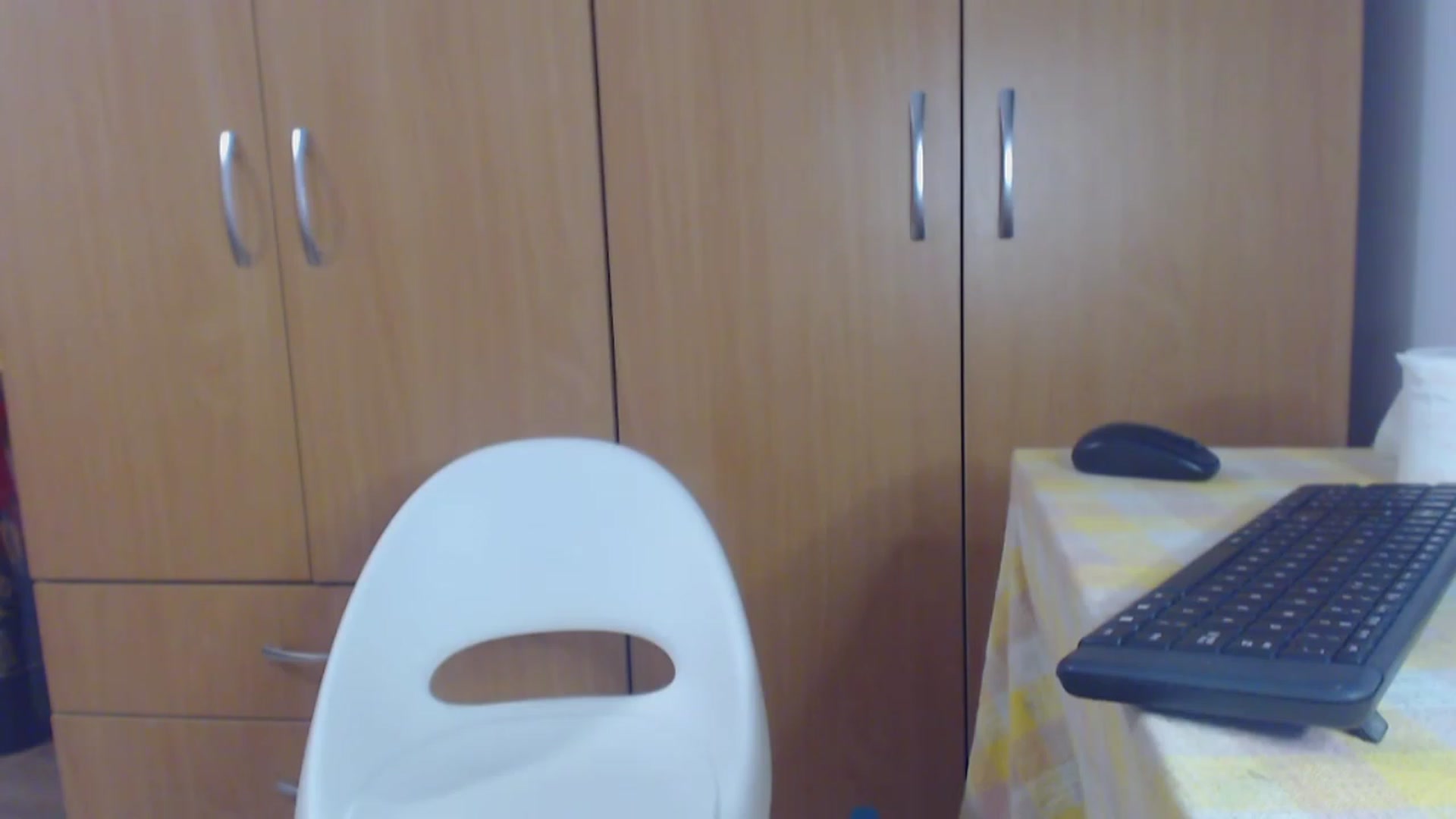 Gallery image thumbnail from Merlyn4u's myfreecams stream on, 11/21/2022, 13:33 image 18 of 20