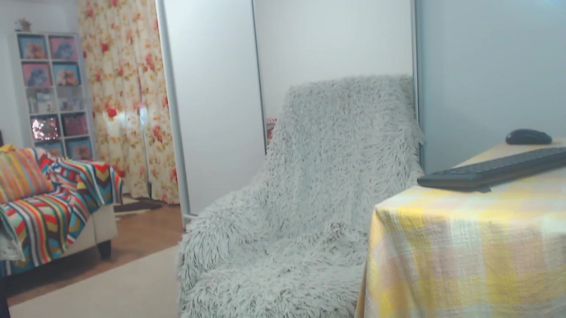 Gallery image thumbnail from Merlyn4u's myfreecams stream on, 02/12/2023, 14:14 image 12 of 20