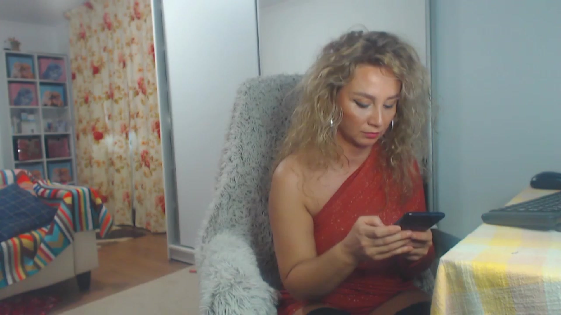 Gallery image thumbnail from Merlyn4u's myfreecams stream on, 02/19/2023, 15:26 image 8 of 20