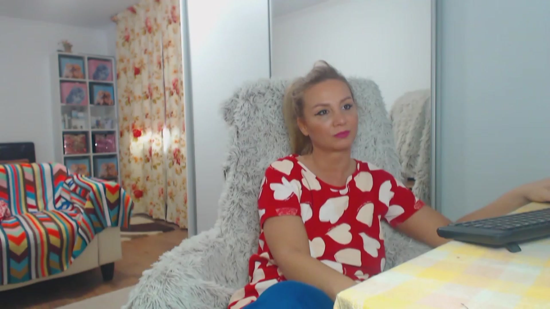 Gallery image thumbnail from Merlyn4u's myfreecams stream on, 02/25/2023, 13:52 image 2 of 20