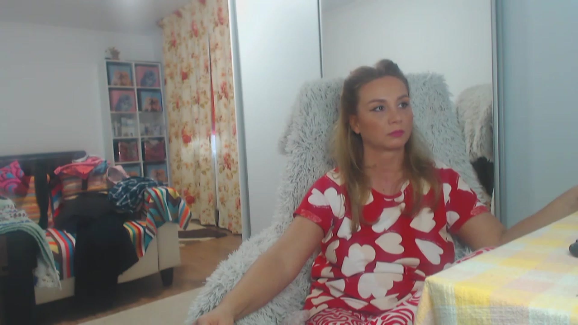 Gallery image thumbnail from Merlyn4u's myfreecams stream on, 03/02/2023, 14:27 image 1 of 20