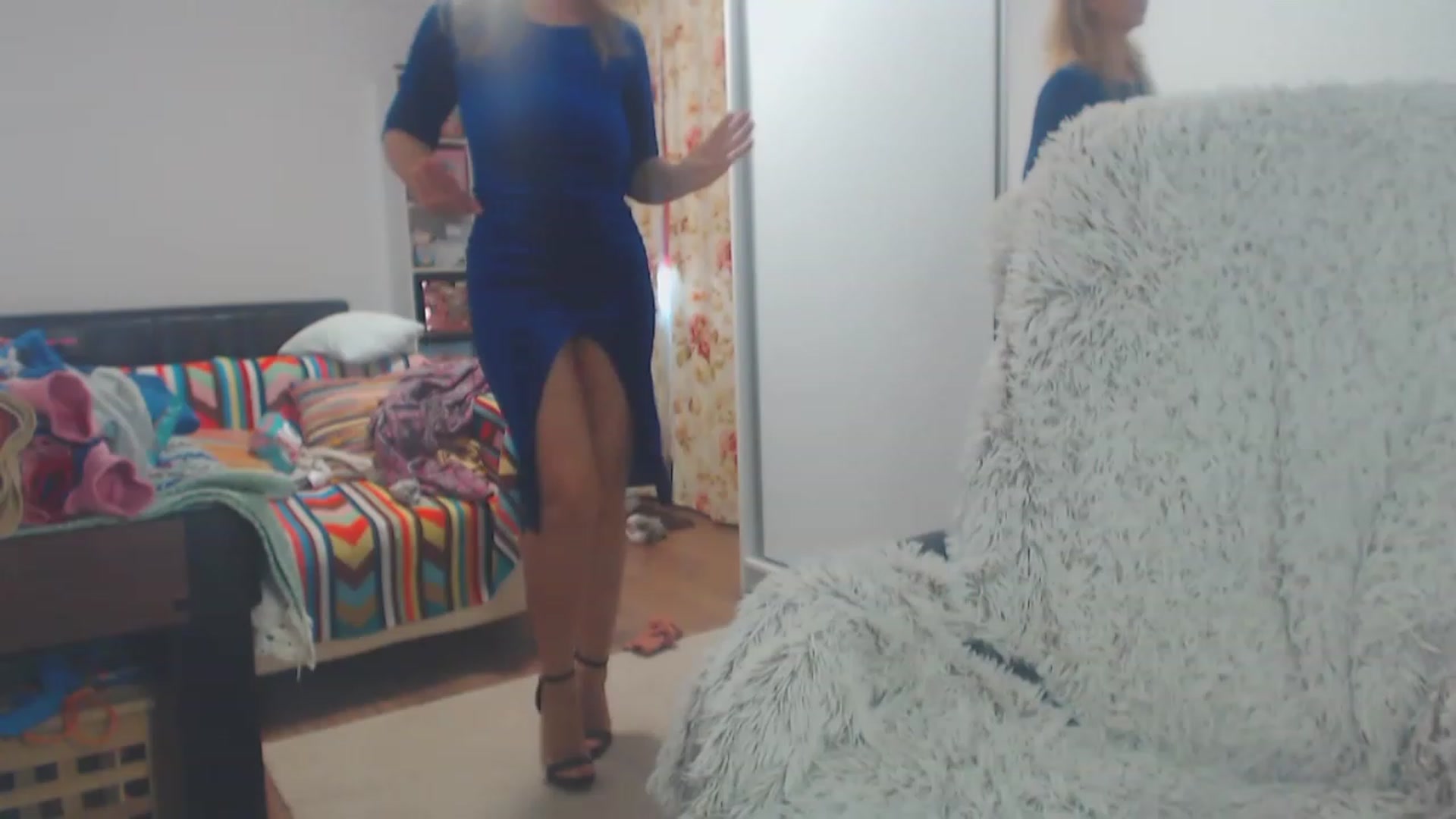 Gallery image thumbnail from Merlyn4u's myfreecams stream on, 03/13/2023, 14:13 image 15 of 20