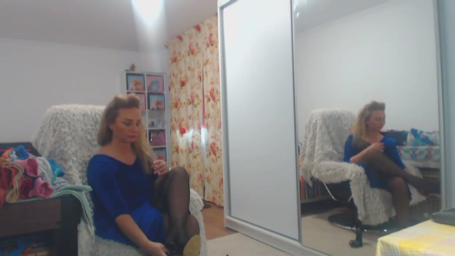 Gallery image thumbnail from Merlyn4u's myfreecams stream on, 03/13/2023, 14:13 image 4 of 20