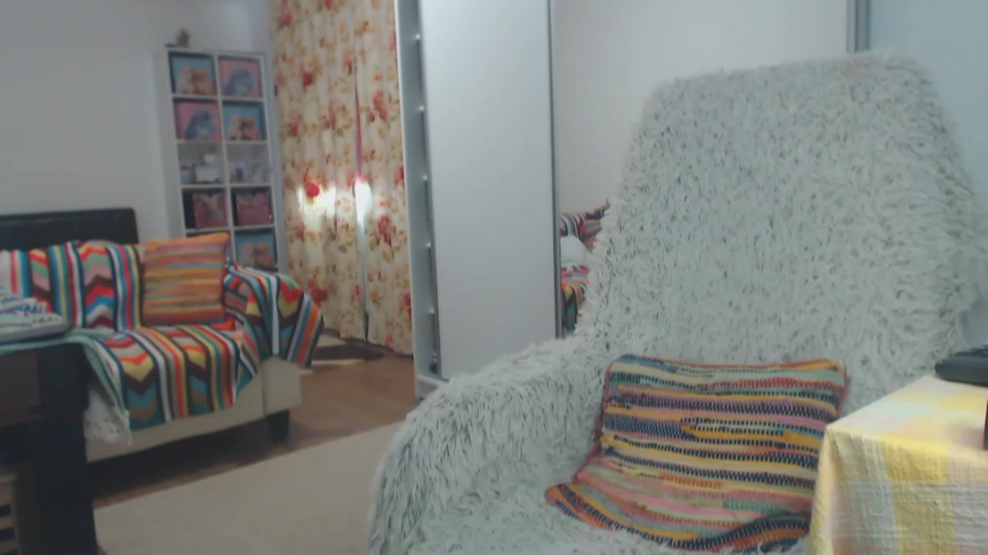 Gallery image thumbnail from Merlyn4u's myfreecams stream on, 03/17/2023, 14:18 image 14 of 20