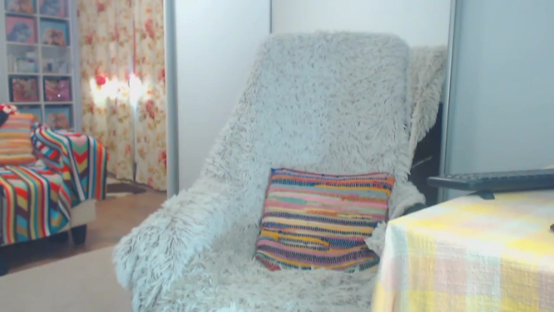 Gallery image thumbnail from Merlyn4u's myfreecams stream on, 03/23/2023, 14:22 image 12 of 20
