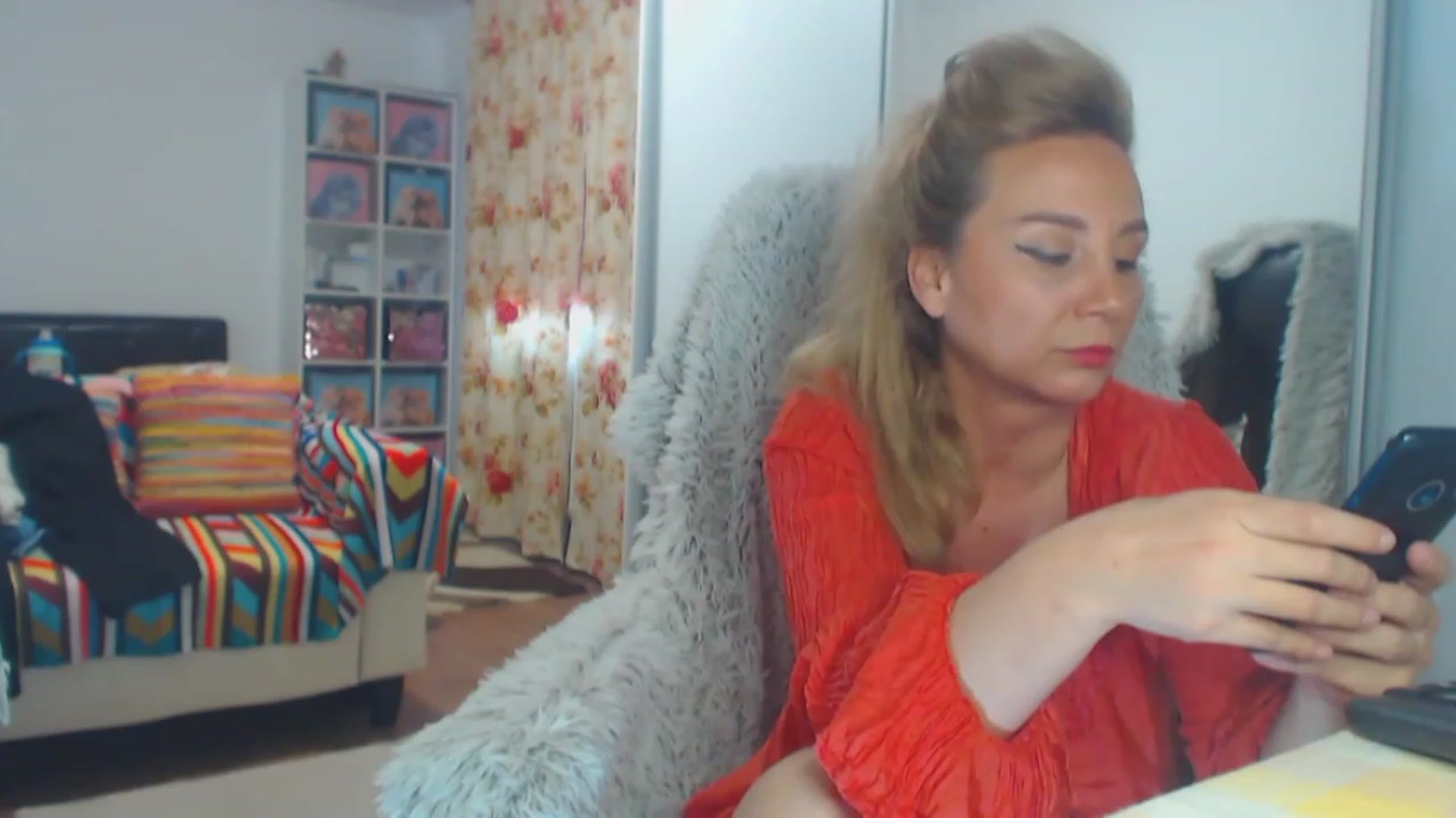 Gallery image thumbnail from Merlyn4u's myfreecams stream on, 04/02/2023, 12:46 image 13 of 20