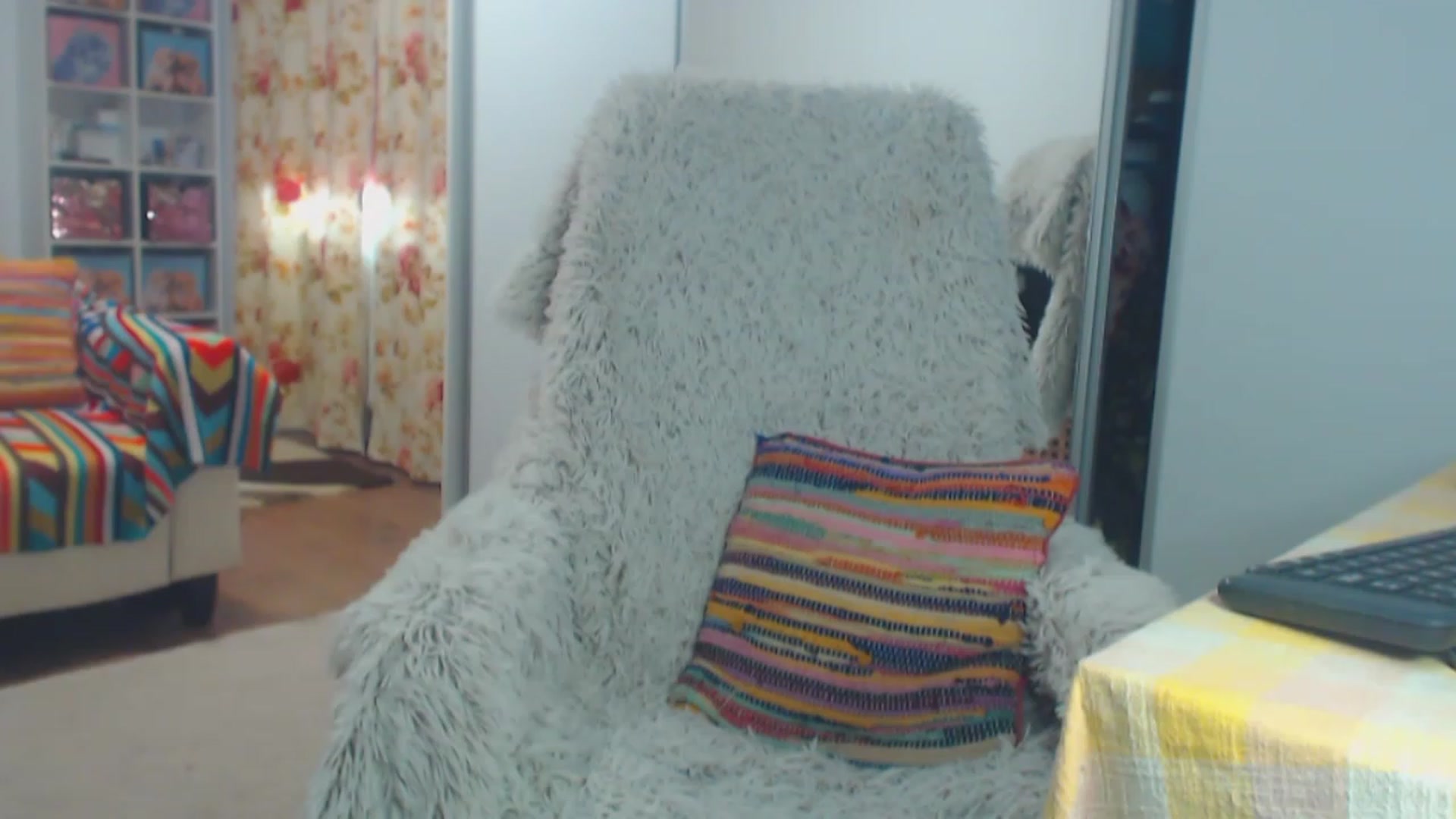 Gallery image thumbnail from Merlyn4u's myfreecams stream on, 04/02/2023, 12:46 image 7 of 20