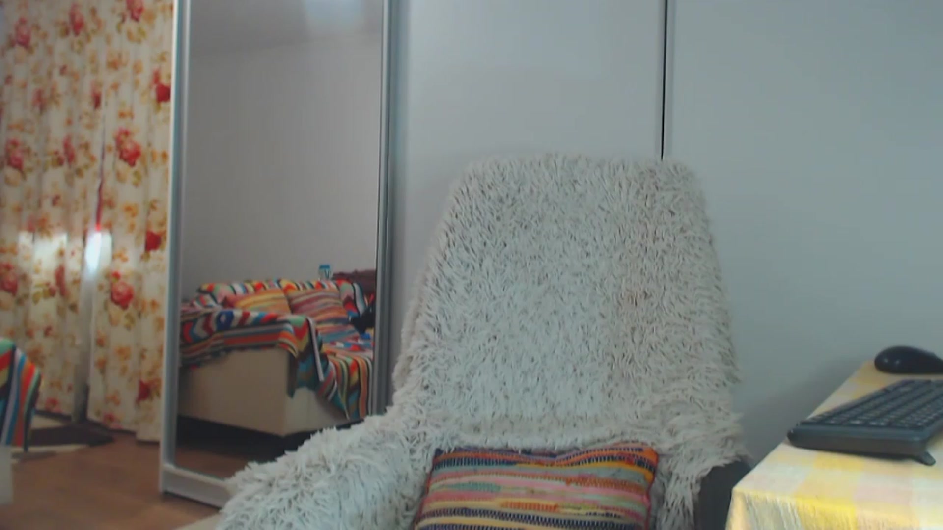 Gallery image thumbnail from Merlyn4u's myfreecams stream on, 04/17/2023, 14:10 image 12 of 20