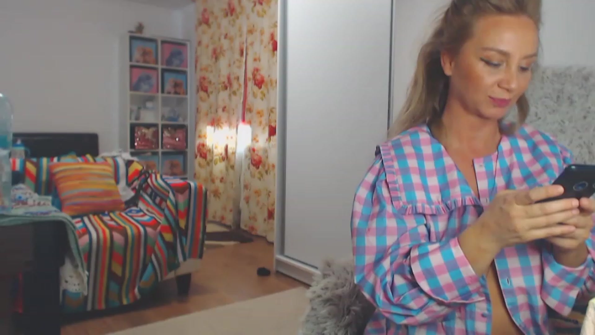 Gallery image thumbnail from Merlyn4u's myfreecams stream on, 04/23/2023, 13:12 image 20 of 20