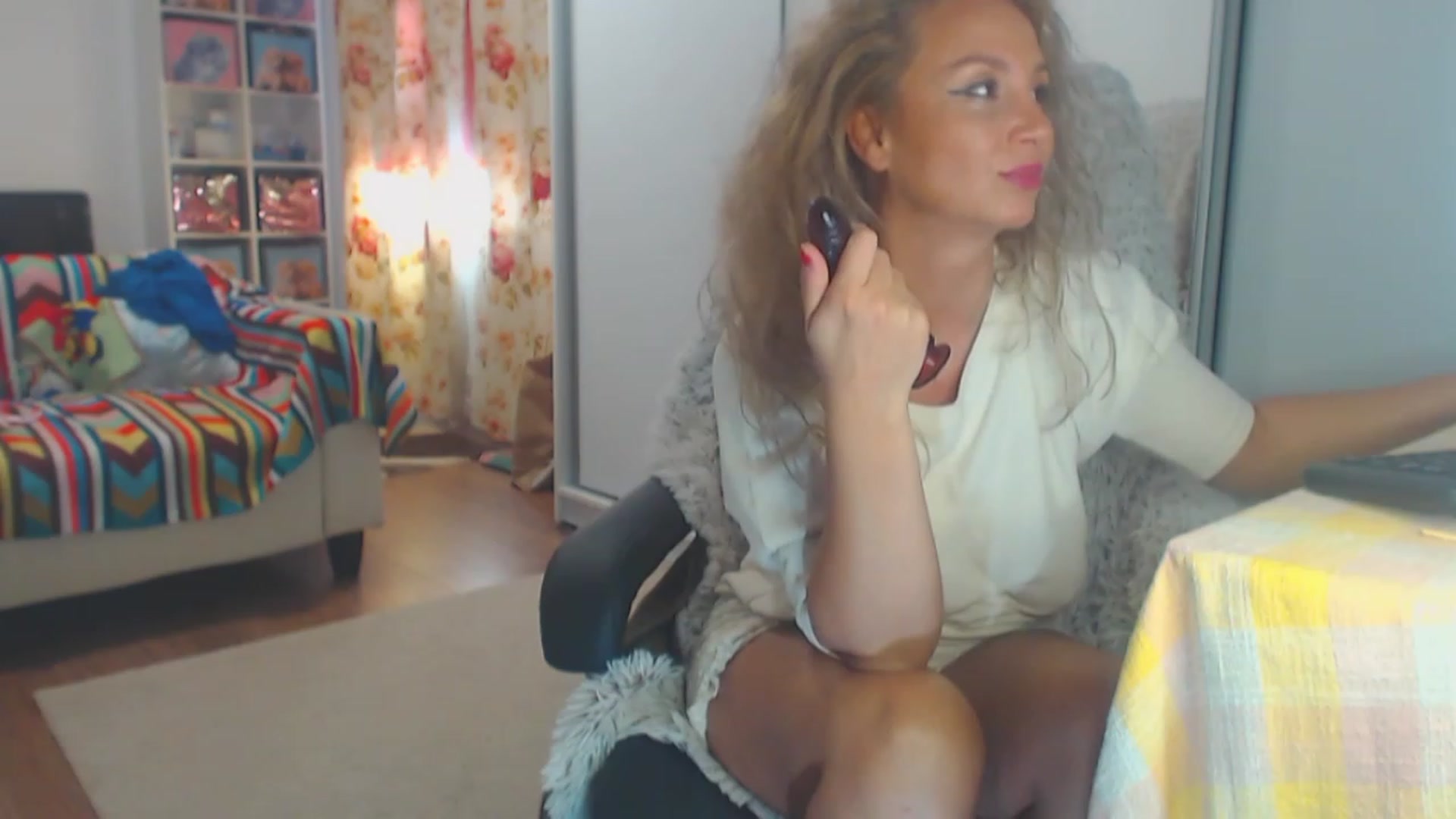 Gallery image thumbnail from Merlyn4u's myfreecams stream on, 05/07/2023, 13:33 image 8 of 20