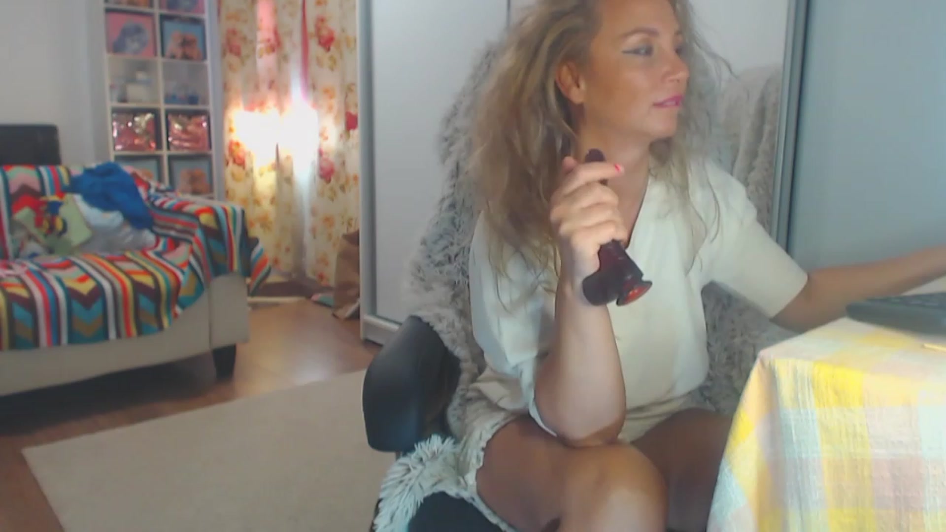 Gallery image thumbnail from Merlyn4u's myfreecams stream on, 05/07/2023, 13:33 image 9 of 20