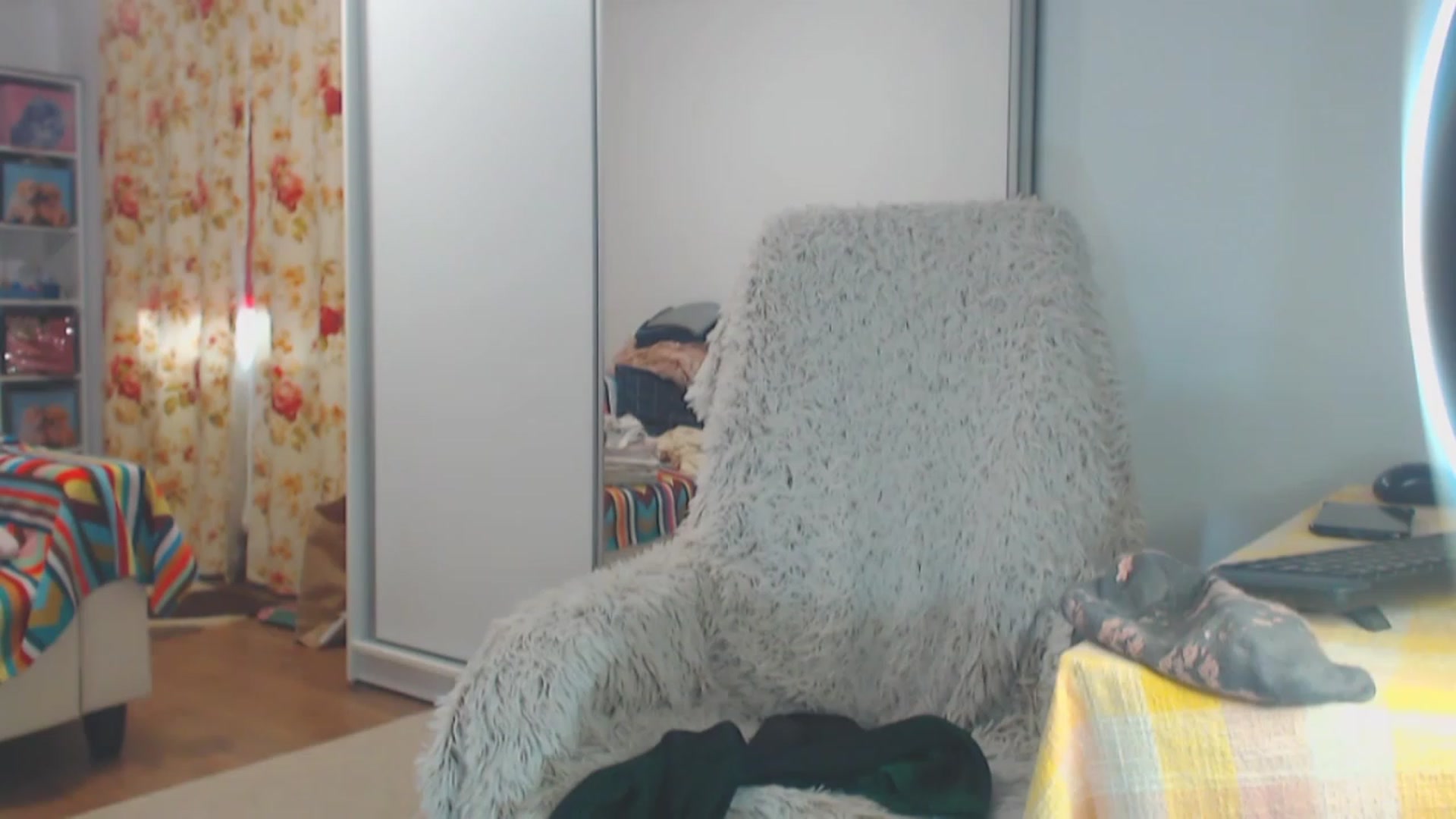 Gallery image thumbnail from Merlyn4u's myfreecams stream on, 05/09/2023, 11:27 image 1 of 20