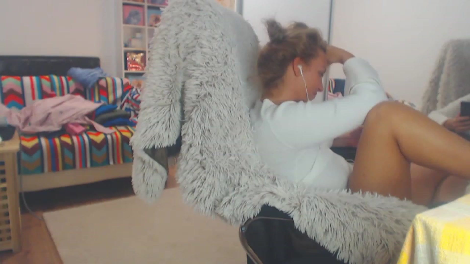 Gallery image thumbnail from Merlyn4u's myfreecams stream on, 05/13/2023, 14:13 image 19 of 20