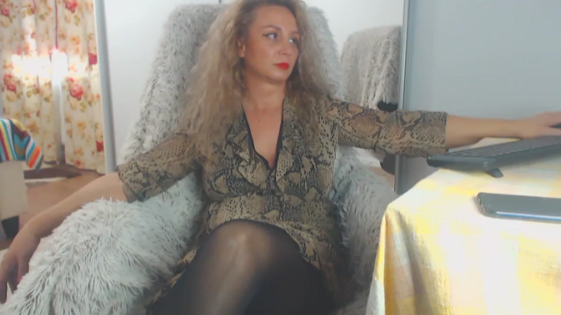 Gallery image thumbnail from Merlyn4u's myfreecams stream on, 05/14/2023, 13:05 image 1 of 20