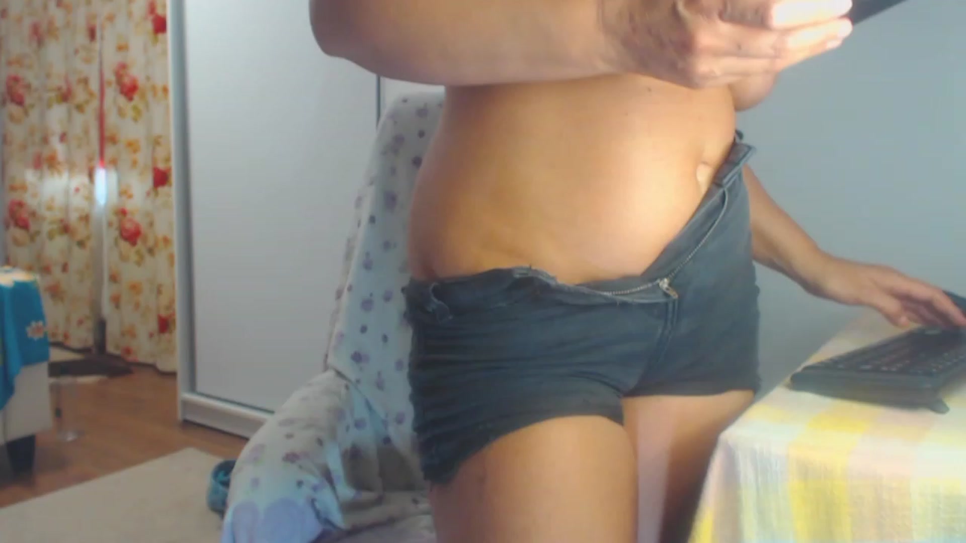 Gallery image thumbnail from Merlyn4u's myfreecams stream on, 05/20/2023, 14:53 image 18 of 20